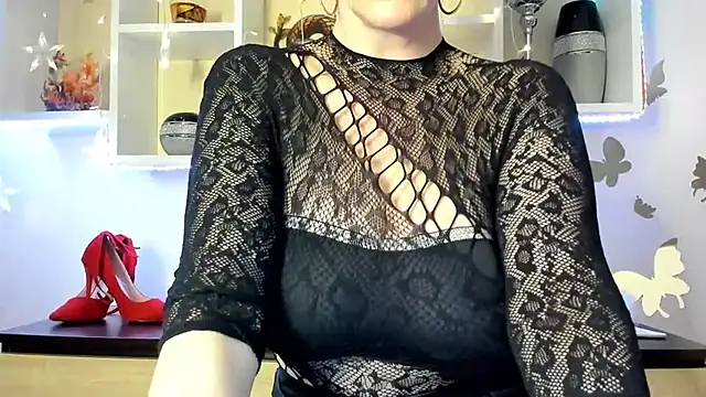 Snapshot of feliziaDesire chatting on 27, 2, 2025 feliziaDesire online show from 27, 2, 2025