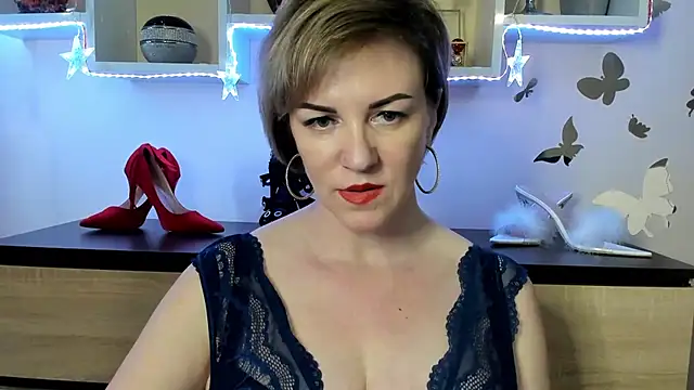 Snapshot of feliziaDesire chatting on 8, 3, 2025 feliziaDesire online show from 8, 3, 2025