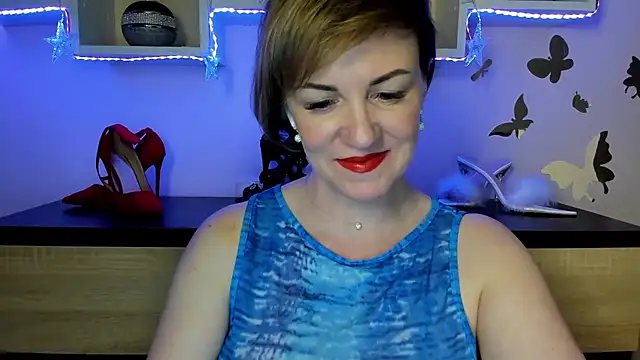 Snapshot of feliziaDesire chatting on 12, 3, 2025 feliziaDesire online show from 12, 3, 2025