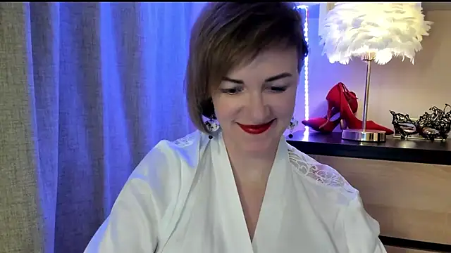 Snapshot of feliziaDesire chatting on 26, 9, 2025 feliziaDesire online show from 26, 9, 2025