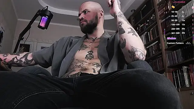 Snapshot of FindomJason chatting on 21, 9, 2025 FindomJason online show from 21, 9, 2025