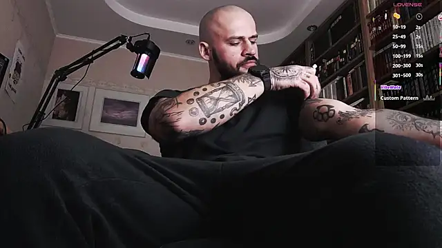 Snapshot of FindomJason chatting on 5, 10, 2025 FindomJason online show from 5, 10, 2025