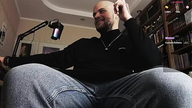 Snapshot of FindomJason chatting on 5, 11, 2025 FindomJason online show from 5, 11, 2025