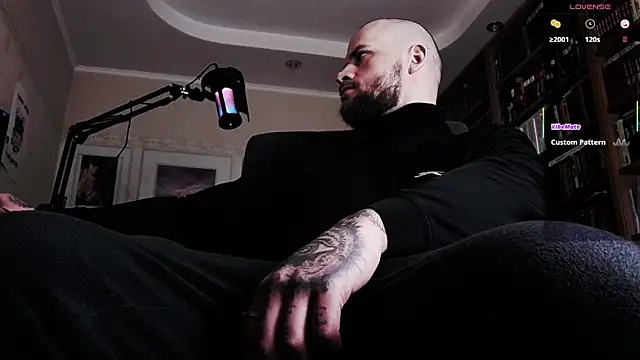 Snapshot of FindomJason chatting on 5, 12, 2025 FindomJason online show from 5, 12, 2025