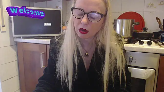 martachatte online show from 26, 2, 2025