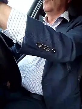 stiffandlubedxh online show from 25, 2, 2026