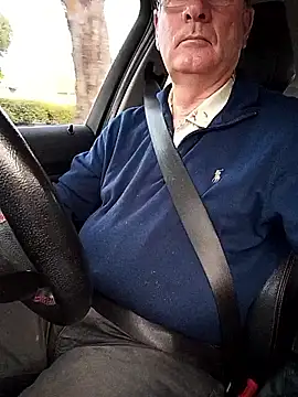 stiffandlubedxh online show from 16, 4, 2026