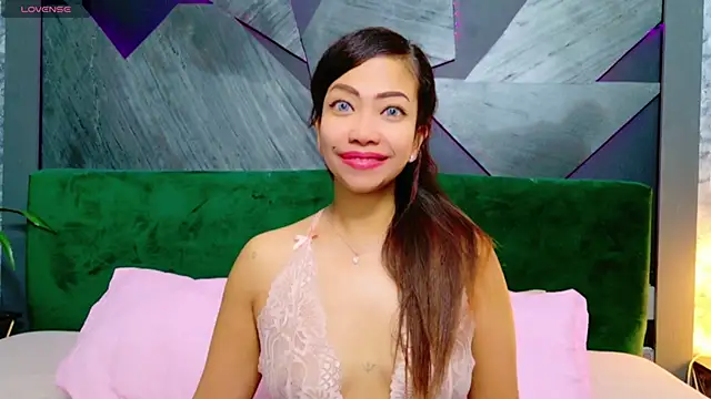 ElyaQuinn online show from 22, 1, 2025