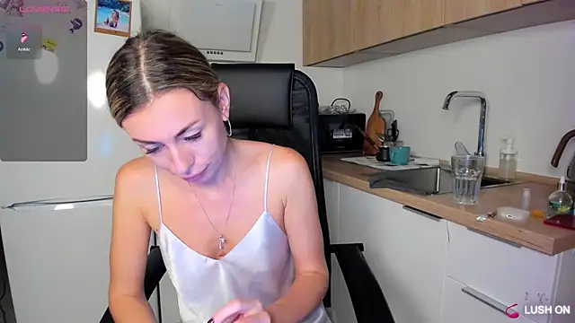 DannaEvan online show from 27, 9, 2025