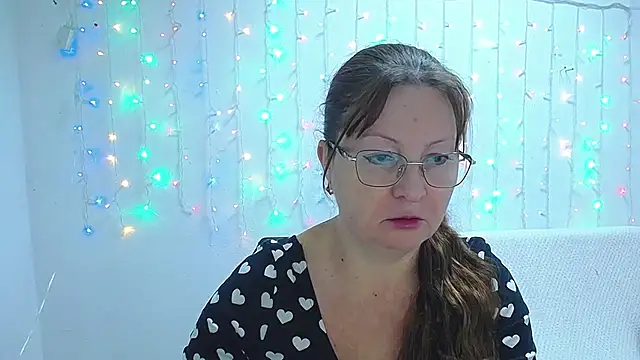 VanessaHotts online show from 14, 1, 2025