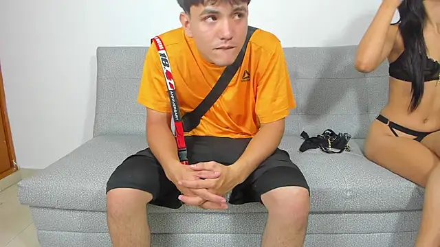 Snapshot of reactive_sex chatting on 20, 11, 2025 reactive sex online show from 20, 11, 2025