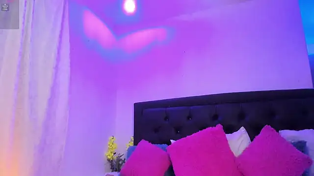 lonely shewolf online show from 8, 3, 2025