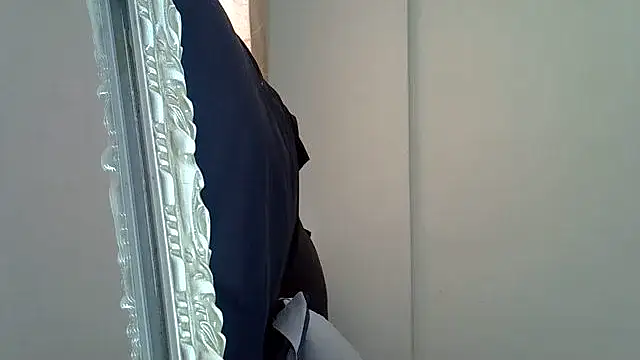 AddictiveAssCurves online show from 3, 2, 2026