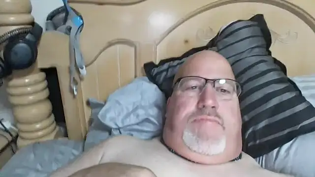 Bigbear0563 online show from 7, 10, 2025