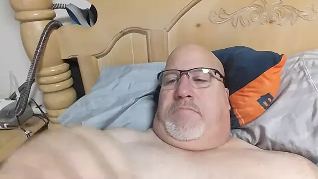 Bigbear0563 online show from 11, 1, 2026