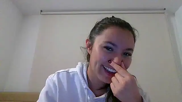  andygirl online show from 28, 4, 2026