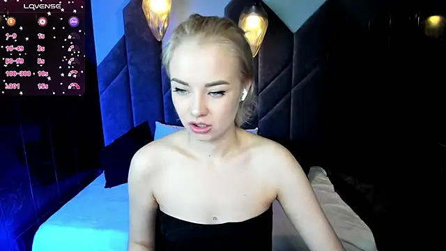 StephanieSweety online show from 25, 2, 2025