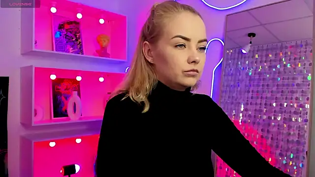 StephanieSweety online show from 10, 5, 2026