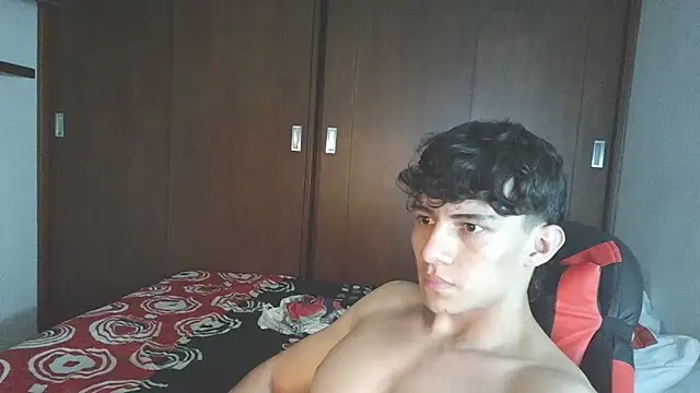 Snapshot of aresholland chatting on 24, 10, 2025 aresholland online show from 24, 10, 2025