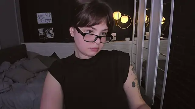 Snapshot of Mayayammy chatting on 20, 10, 2025 Mayayammy online show from 20, 10, 2025