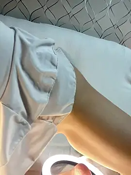 SelenaFoxy online show from 1, 2, 2026