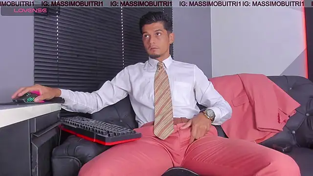 Snapshot of massimo_g chatting on 6, 6, 2026 massimo g online show from 6, 6, 2026