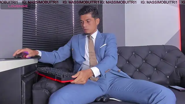 Snapshot of massimo_g chatting on 8, 6, 2026 massimo g online show from 8, 6, 2026