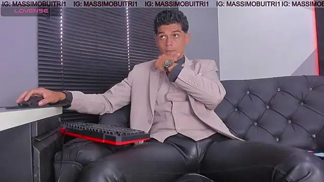 Snapshot of massimo_g chatting on 19, 6, 2026 massimo g online show from 19, 6, 2026