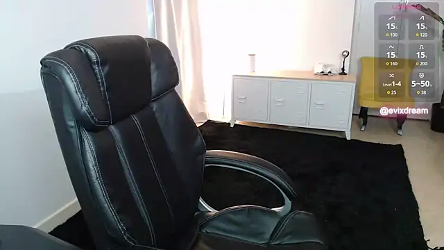 Crystal-dreamt online show from 7, 4, 2026