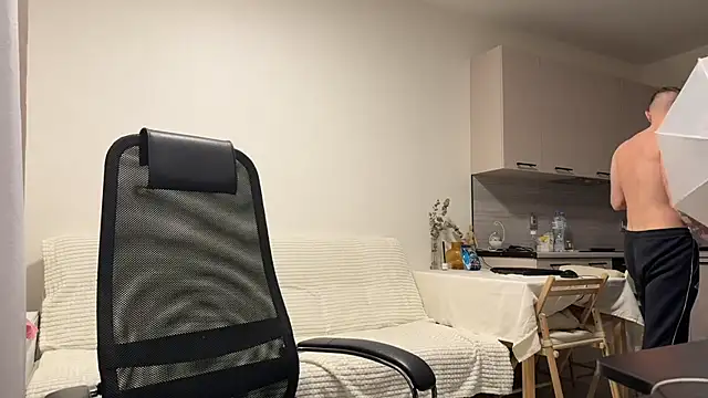 Snapshot of Marselle_Laker chatting on 14, 12, 2025 Marselle Laker online show from 14, 12, 2025