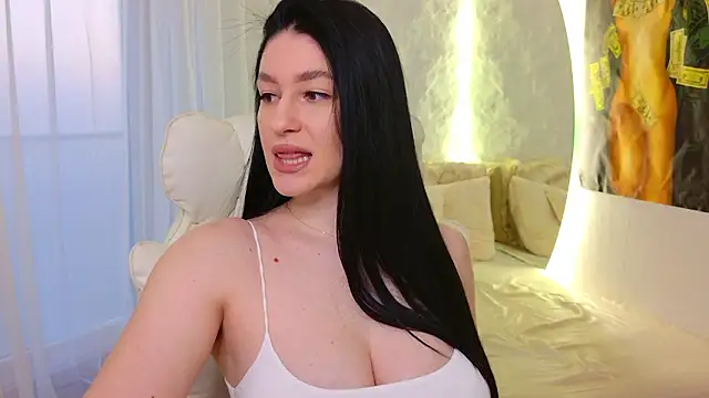 moniqque online show from 9, 3, 2026