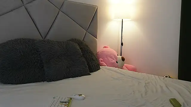 Snapshot of BlueEyesLexy chatting on 25, 7, 2026 BlueEyesLexy online show from 25, 7, 2026