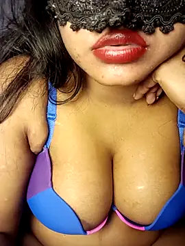 Hotlisa online show from 16, 12, 2025