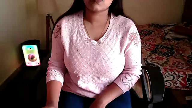 Snapshot of shivi_moto chatting on 18, 1, 2025 shivi moto online show from 18, 1, 2025