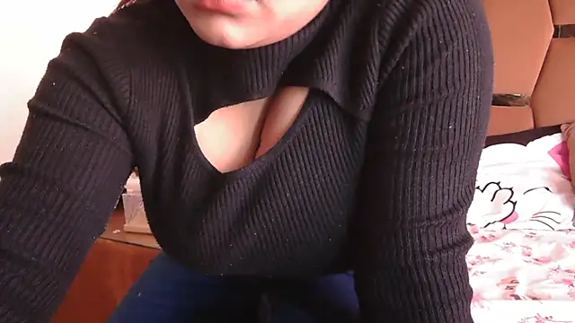 Snapshot of shivi_moto chatting on 3, 2, 2025 shivi moto online show from 3, 2, 2025