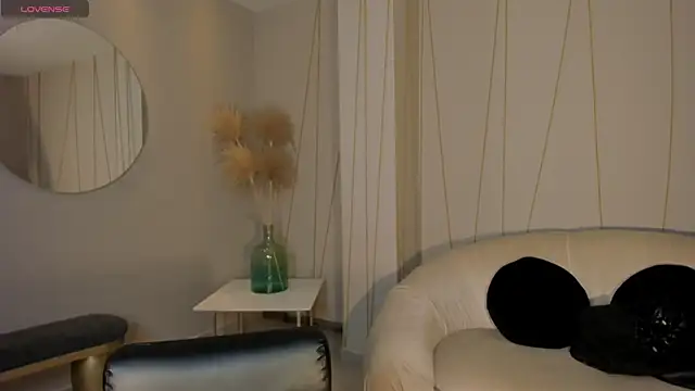 DannaCruz online show from 14, 2, 2025