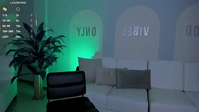 DannaCruz online show from 12, 3, 2025