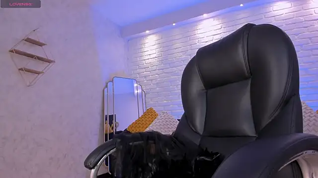 Snapshot of BiancaPierce chatting on 31, 10, 2025 BiancaPierce online show from 31, 10, 2025