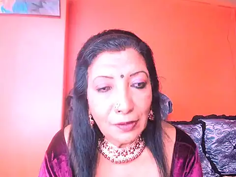 Snapshot of indiansarika65 chatting on 12, 9, 2025 indiansarika65 online show from 12, 9, 2025