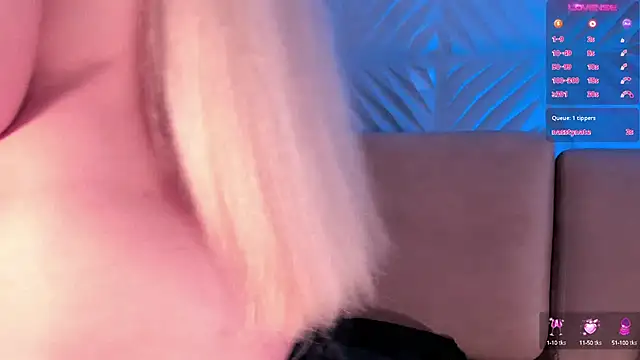 Snapshot of SophiePalmer chatting on 26, 2, 2025 SophiePalmer online show from 26, 2, 2025