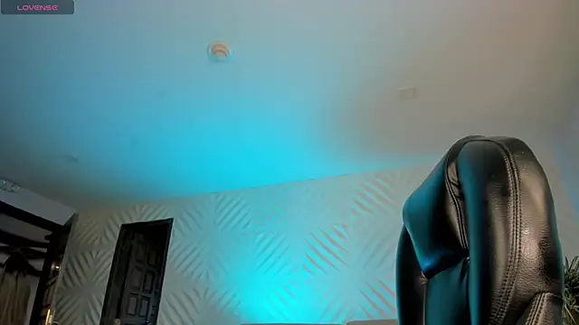 Snapshot of SophiePalmer chatting on 12, 2, 2026 SophiePalmer online show from 12, 2, 2026