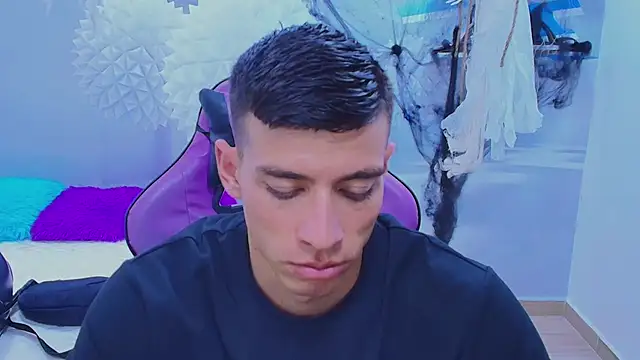 DEIBY BABY online show from 1, 11, 2025