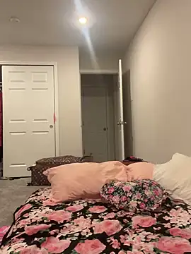 DominiqueX0 online show from 22, 2, 2025