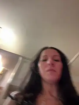 DominiqueX0 online show from 1, 2, 2026