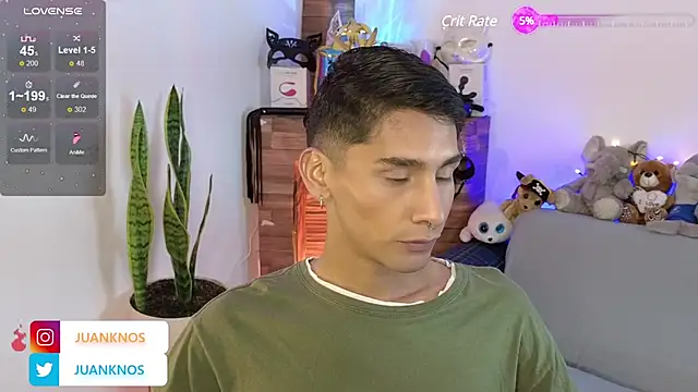 Snapshot of by_pandora chatting on 5, 2, 2025 by pandora online show from 5, 2, 2025