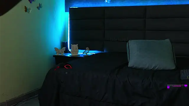 kathieandpovcock1 online show from 8, 1, 2025