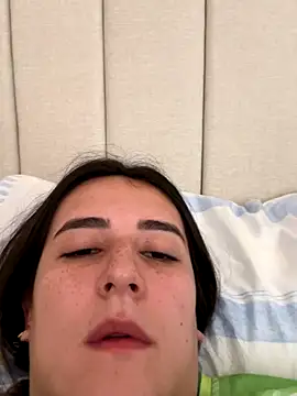 Snapshot of Hanna86 chatting on 14, 12, 2025 Hanna86 online show from 14, 12, 2025