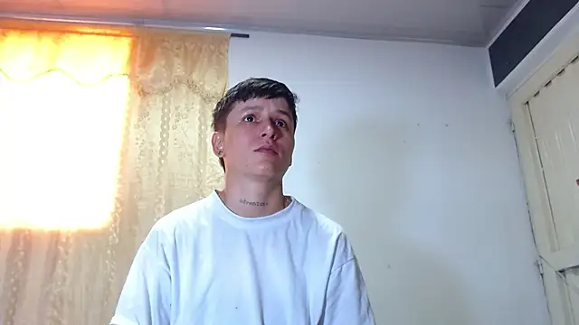 Snapshot of Tamarahryan chatting on 11, 12, 2024 Tamarahryan online show from 11, 12, 2024