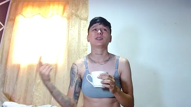 Snapshot of Tamarahryan chatting on 10, 1, 2025 Tamarahryan online show from 10, 1, 2025