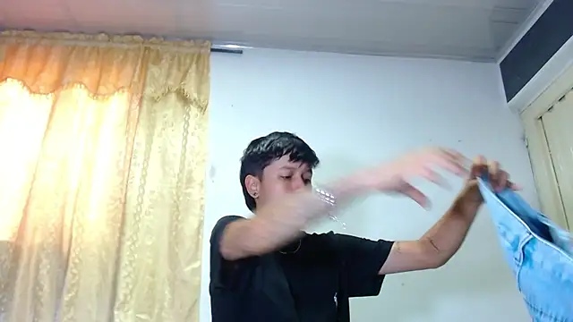 Snapshot of Tamarahryan chatting on 26, 2, 2025 Tamarahryan online show from 26, 2, 2025